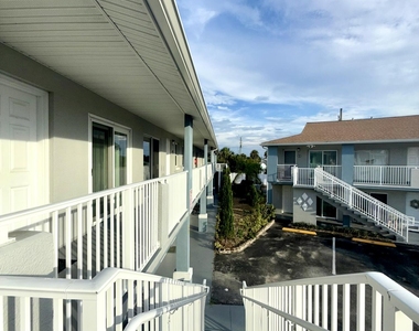 436 Auburn - Photo Thumbnail 37