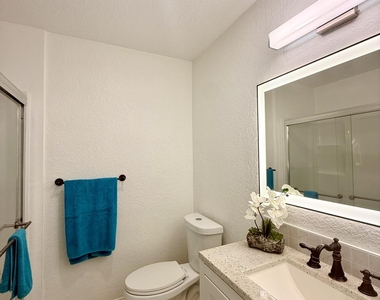 436 Auburn - Photo Thumbnail 19