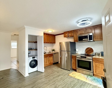 436 Auburn - Photo Thumbnail 2