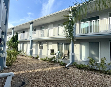436 Auburn - Photo Thumbnail 31