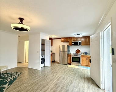 436 Auburn - Photo Thumbnail 9