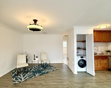 436 Auburn - Photo Thumbnail 3