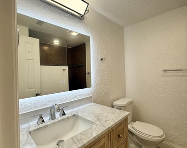 436 Auburn - Photo Thumbnail 15