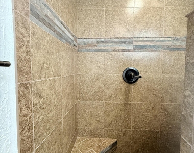436 Auburn - Photo Thumbnail 7
