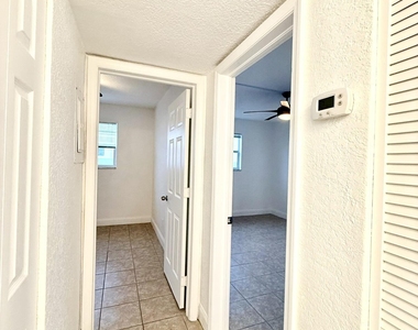 436 Auburn - Photo Thumbnail 22