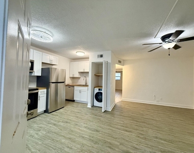436 Auburn - Photo Thumbnail 16