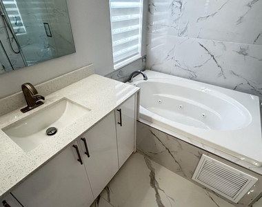4293 Laurel Ridge Circle - Photo Thumbnail 67