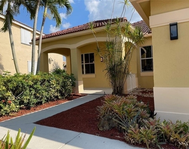 4293 Laurel Ridge Circle - Photo Thumbnail 3