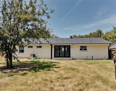 14036 Stardust Lane - Photo Thumbnail 12
