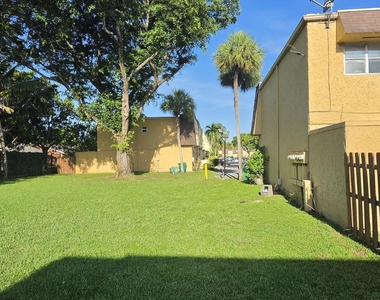 5644 Blueberry Court - Photo Thumbnail 14
