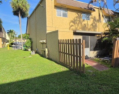 5644 Blueberry Court - Photo Thumbnail 15