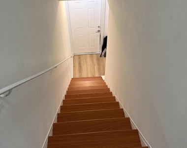 5644 Blueberry Court - Photo Thumbnail 10