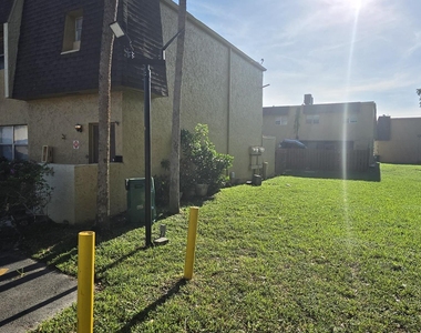 5644 Blueberry Court - Photo Thumbnail 17
