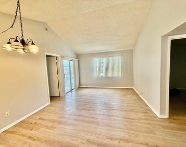 1673 Se Green Acres Circle - Photo Thumbnail 2