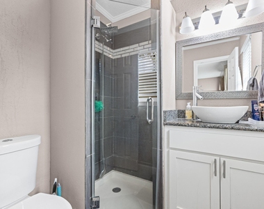 942 Longfellow Street - Photo Thumbnail 18