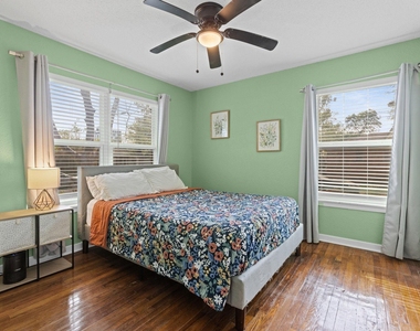 942 Longfellow Street - Photo Thumbnail 20