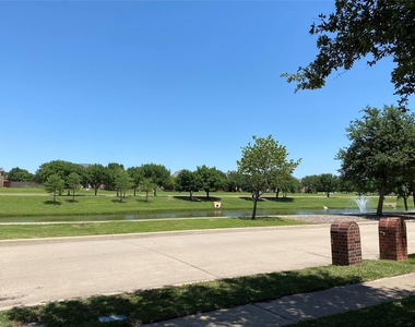 1045 Ducks Landing - Photo Thumbnail 20