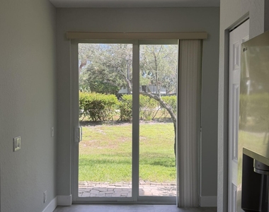3251 Laurel Ridge Circle - Photo Thumbnail 8