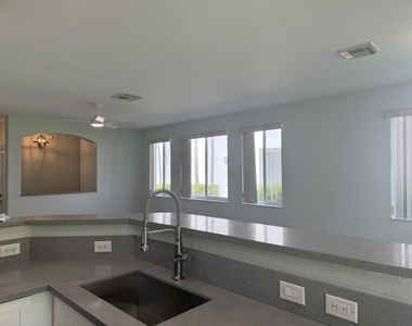 3251 Laurel Ridge Circle - Photo Thumbnail 7