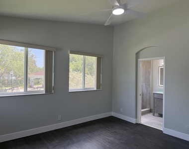 3251 Laurel Ridge Circle - Photo Thumbnail 18