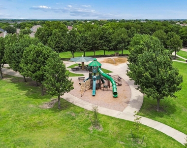 3512 Black Gold Drive - Photo Thumbnail 32