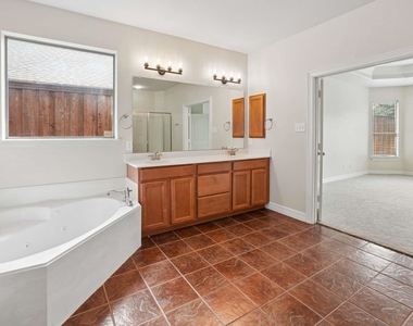 3512 Black Gold Drive - Photo Thumbnail 19