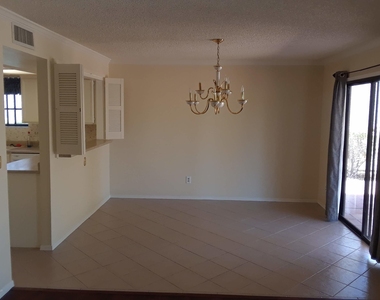 26425 S Truro Drive - Photo Thumbnail 10