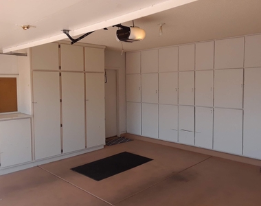 26425 S Truro Drive - Photo Thumbnail 11