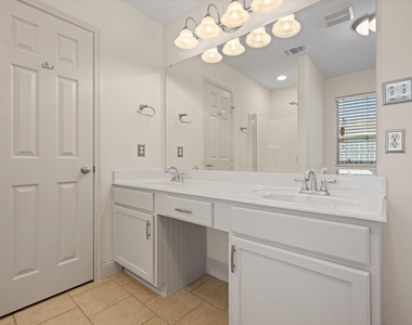 7103 Camp Creek Drive - Photo Thumbnail 12