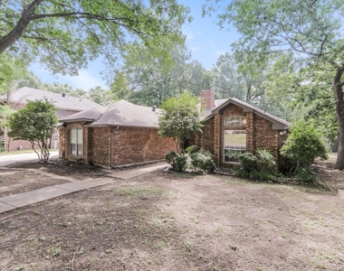 542 Renee Lane - Photo Thumbnail 1
