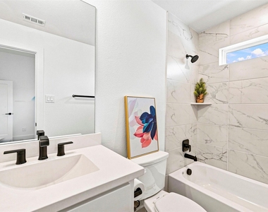 15561 Songbird Street - Photo Thumbnail 23