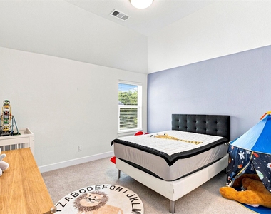 15561 Songbird Street - Photo Thumbnail 24