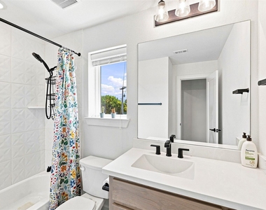 15561 Songbird Street - Photo Thumbnail 21