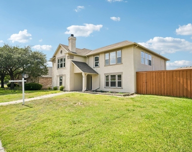 12000 Melrose Lane - Photo Thumbnail 2