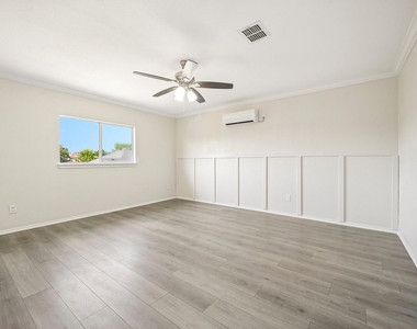 12000 Melrose Lane - Photo Thumbnail 30