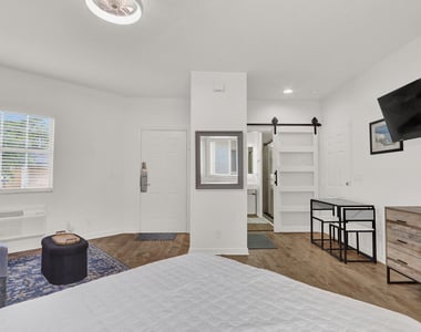 8034 Carnoustie Place - Photo Thumbnail 6