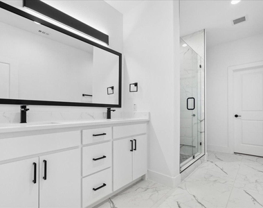 3930 Coolidge Street - Photo Thumbnail 16