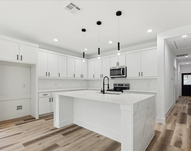 3930 Coolidge Street - Photo Thumbnail 3