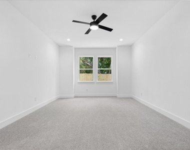 3930 Coolidge Street - Photo Thumbnail 17