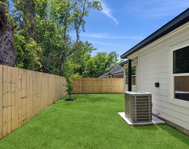 3930 Coolidge Street - Photo Thumbnail 21