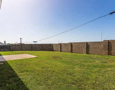 529 Quail Hollow Drive - Photo Thumbnail 30
