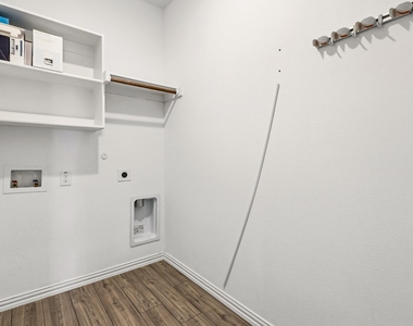 835 Sitwell Drive - Photo Thumbnail 26
