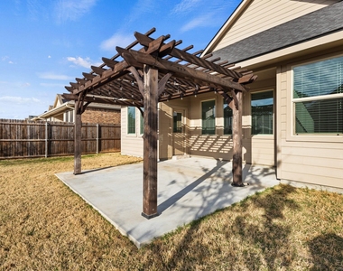 835 Sitwell Drive - Photo Thumbnail 30