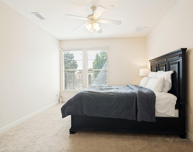 1634 Torrey Pines Lane - Photo Thumbnail 22