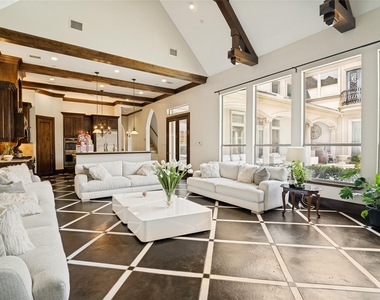 1634 Torrey Pines Lane - Photo Thumbnail 9