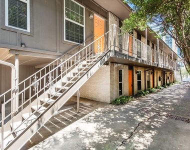 4319 Mckinney Avenue - Photo Thumbnail 1