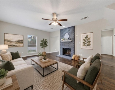 3024 Roxboro Road - Photo Thumbnail 3