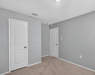 5976 Ripple Rush Road - Photo Thumbnail 14