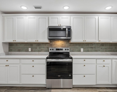 6234 Bandera Avenue - Photo Thumbnail 13