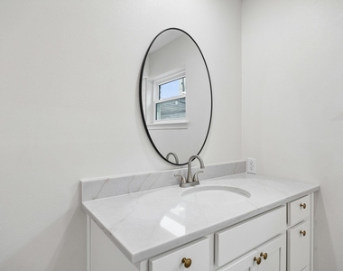 6234 Bandera Avenue - Photo Thumbnail 19